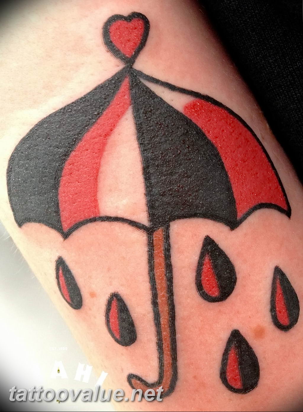 photo tattoo umbrella 06.12.2018 №094 - example of tattoo design umbrella - tattoovalue.net